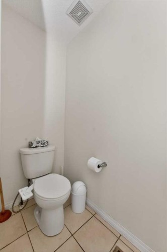 15 Cityscape Mews Ne, Calgary, AB - Indoor Photo Showing Bathroom