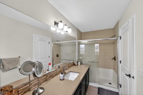 15 Cityscape Mews Ne, Calgary, AB - Indoor Photo Showing Bathroom