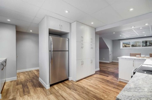 8111 Ranchview Drive Nw, Calgary, AB - Indoor