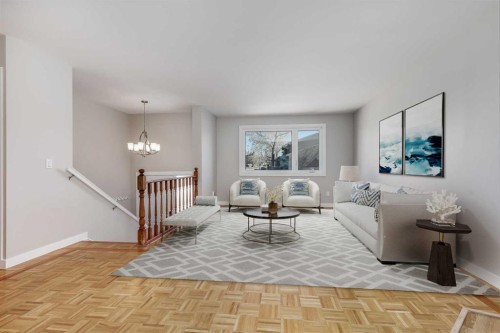 8111 Ranchview Drive Nw, Calgary, AB - Indoor Photo Showing Living Room
