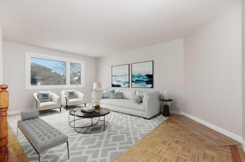 8111 Ranchview Drive Nw, Calgary, AB - Indoor Photo Showing Living Room