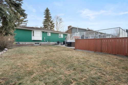 308 Hunterbrook Place Nw, Calgary, AB - Outdoor