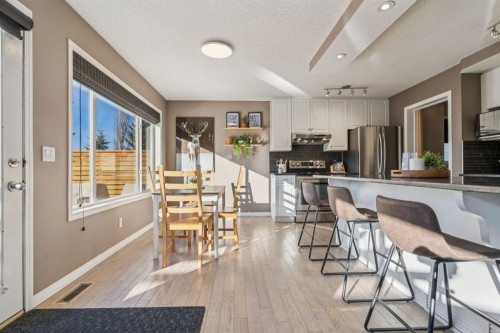 104 Bow Ridge Crescent, Cochrane, AB - Indoor