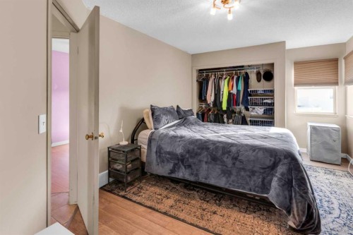 8035 Laguna Way Ne, Calgary, AB - Indoor Photo Showing Bedroom