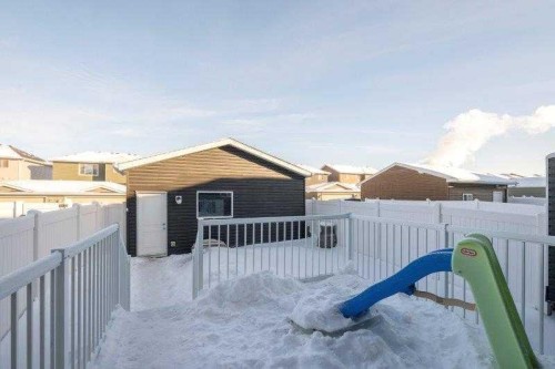 226 Redstone Drive Ne, Calgary, AB - Outdoor
