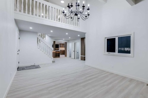 116 Deer Run Close Se, Calgary, AB - Indoor Photo Showing Other Room