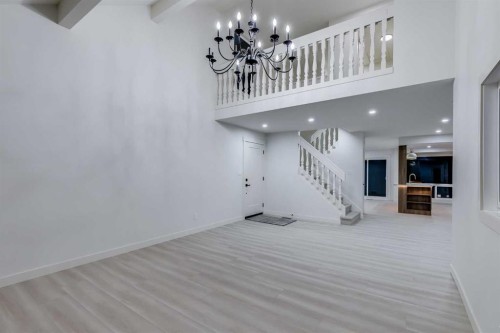 116 Deer Run Close Se, Calgary, AB - Indoor Photo Showing Other Room