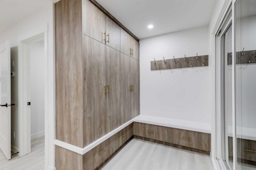 116 Deer Run Close Se, Calgary, AB - Indoor Photo Showing Other Room