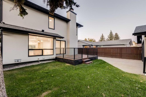 116 Deer Run Close Se, Calgary, AB - Outdoor With Exterior