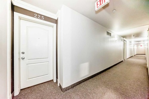 225-333 Riverfront Avenue Se, Calgary, AB - Indoor Photo Showing Other Room