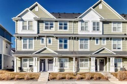 240 Copperleaf Way SE Calgary, AB T2Z 5G2