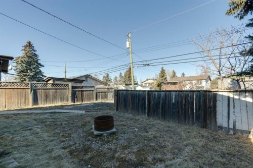 3640 Dover Ridge Drive Se, Calgary, AB - Outdoor