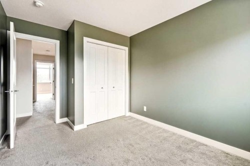168 Crestridge Common Sw, Calgary, AB - Indoor