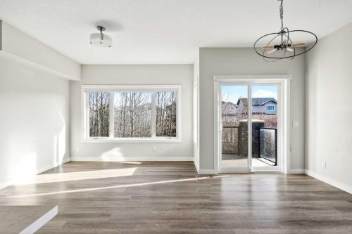 168 Crestridge Common Sw, Calgary, AB - Indoor Photo Showing Other Room