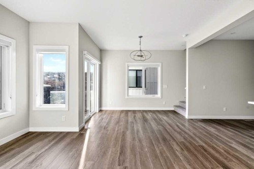 168 Crestridge Common Sw, Calgary, AB - Indoor Photo Showing Other Room