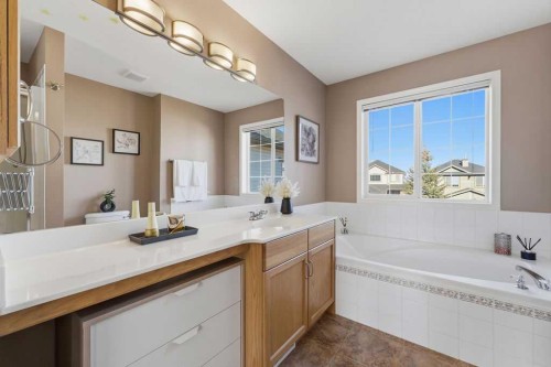 178 Kincora View Nw, Calgary, AB - Indoor Photo Showing Bathroom