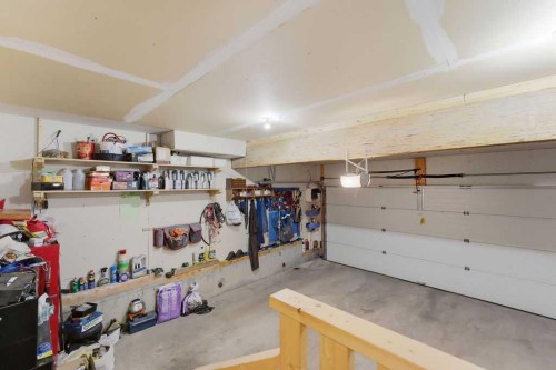 178 Kincora View Nw, Calgary, AB - Indoor Photo Showing Garage