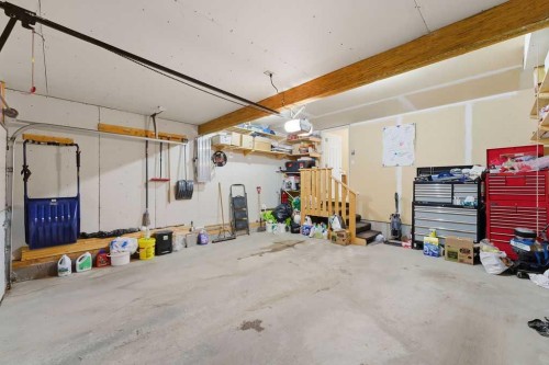 178 Kincora View Nw, Calgary, AB - Indoor Photo Showing Garage