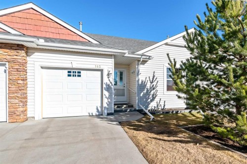 142 Freeman Way Nw, High River, AB - Outdoor