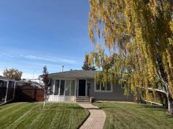 412 Athlone Road SE Calgary, AB T2H 1V7
