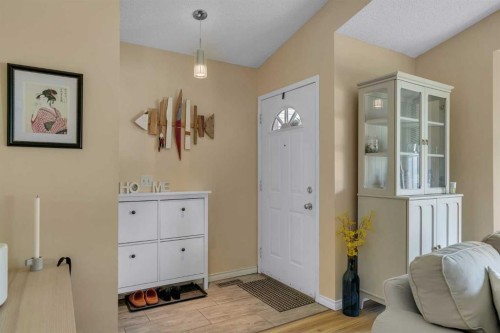 43 Covington Rise Ne, Calgary, AB - Indoor Photo Showing Other Room