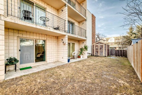 303-319 2 Avenue, Strathmore, AB - Outdoor