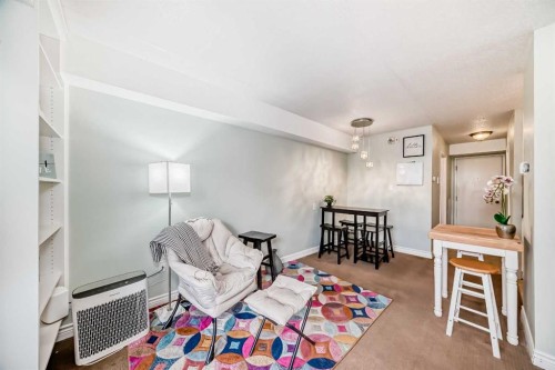 303-319 2 Avenue, Strathmore, AB - Indoor