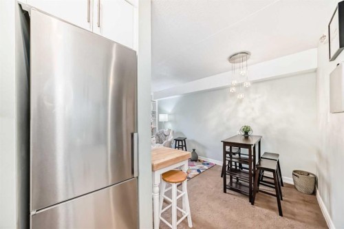 303-319 2 Avenue, Strathmore, AB - Indoor