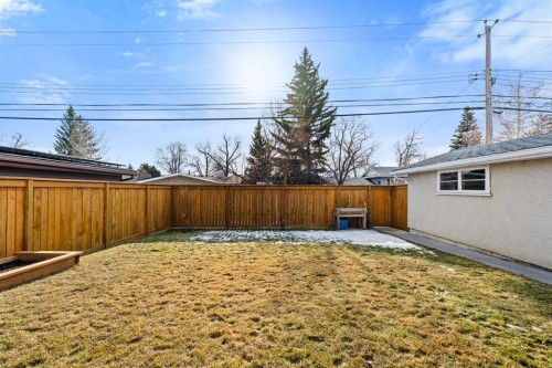 304 Wascana Crescent Se, Calgary, AB - Outdoor