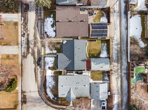 304 Wascana Crescent Se, Calgary, AB - Outdoor