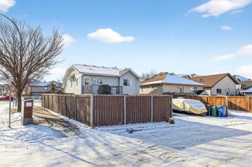 250 Cimarron Boulevard, Okotoks, AB - Outdoor