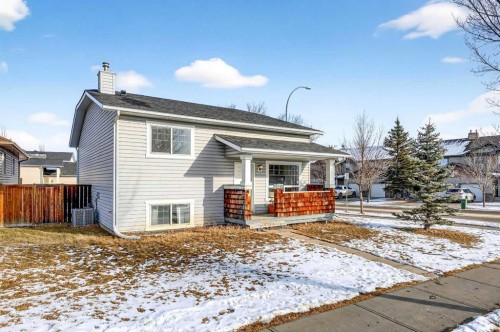 250 Cimarron Boulevard, Okotoks, AB - Outdoor