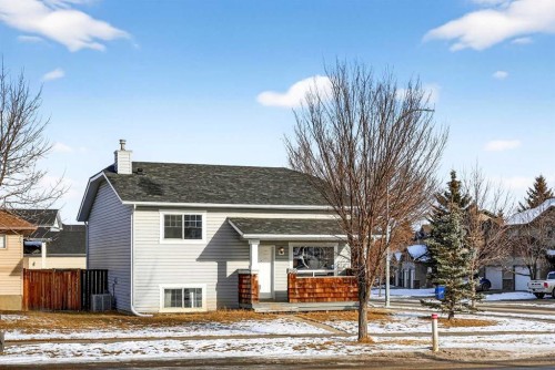 250 Cimarron Boulevard, Okotoks, AB - Outdoor