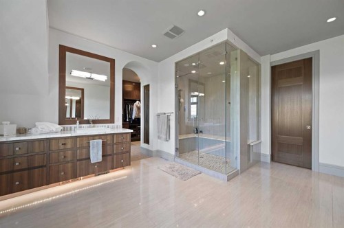 31 Spring Valley Heights Sw, Calgary, AB - Indoor