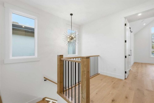 3515 42 Street Sw, Calgary, AB - Indoor Photo Showing Other Room