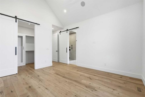 3515 42 Street Sw, Calgary, AB - Indoor Photo Showing Other Room