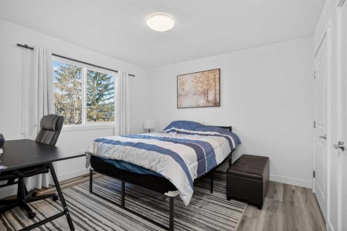 128 Bernard Close Nw, Calgary, AB 