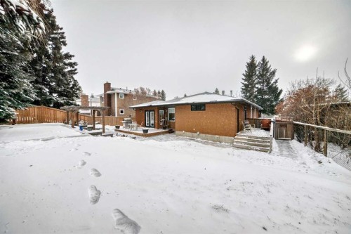 36 Dalrymple Green Nw, Calgary, AB - Outdoor
