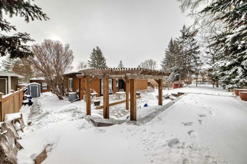 36 Dalrymple Green Nw, Calgary, AB - Outdoor