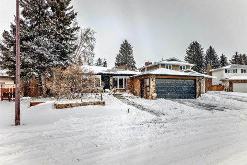 36 Dalrymple Green Nw, Calgary, AB - Outdoor