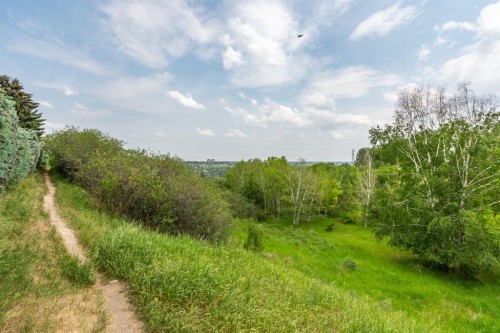 31-528 Cedar Crescent Sw, Calgary, AB - Outdoor With View