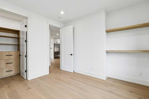 1835 Braemar Place Sw, Calgary, AB - Indoor Photo Showing Other Room