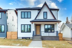 1835 Braemar Place SW Calgary, AB T2W 0Z3