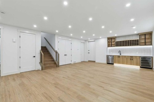 1835 Braemar Place Sw, Calgary, AB - Indoor Photo Showing Other Room