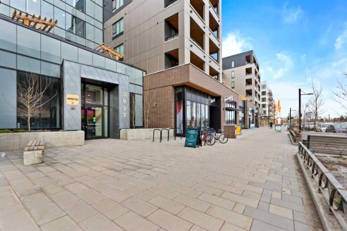 310-3932 University Avenue Nw, Calgary, AB - Outdoor