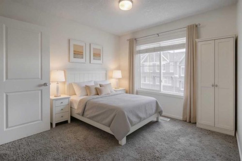 68 Evansview Road Nw, Calgary, AB - Indoor Photo Showing Bedroom