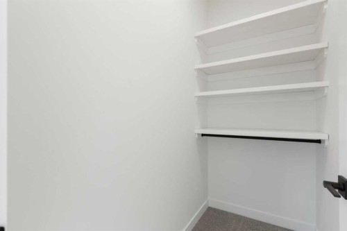 25 St. Andrews Close, Lyalta, AB - Indoor With Storage