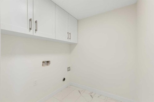 25 St. Andrews Close, Lyalta, AB - Indoor Photo Showing Other Room