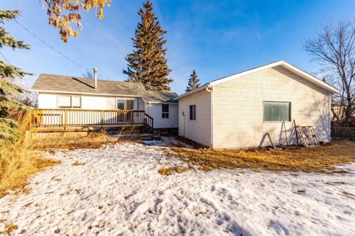4829 54 Street, Olds, AB - Outdoor