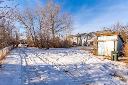 4829 54 Street, Olds, AB - Outdoor